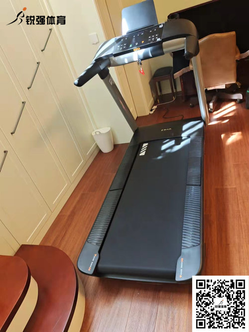 熊猫体育官网体育济南省体旗舰店客户-跑步机T6700-T3