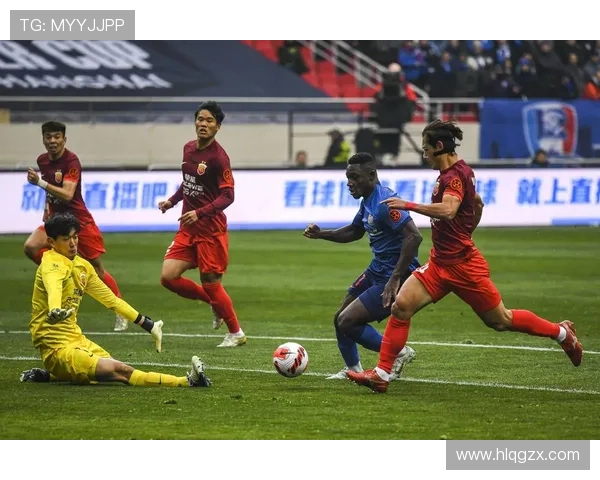 申花边路进攻宽度不足，是战术设计局限还是球员能力难以支撑？