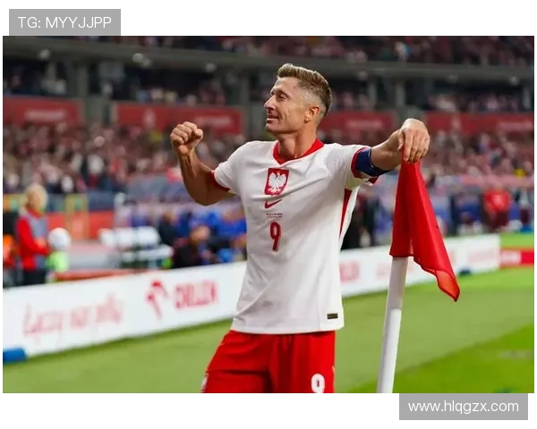 莱万多夫斯基与波兰历史球员对比：国家队地位如何排序